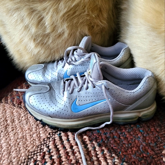 Nike Shoes - ❤️Nike Airmax 90-Women